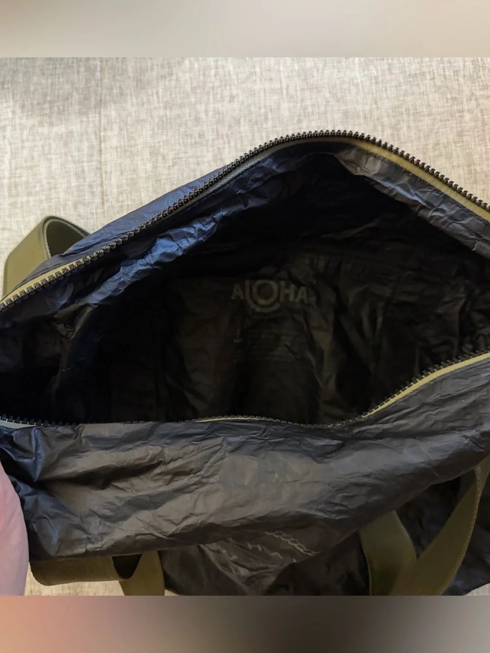 Aloha Collection  Black Gym Duffel with Olive Green Straps
